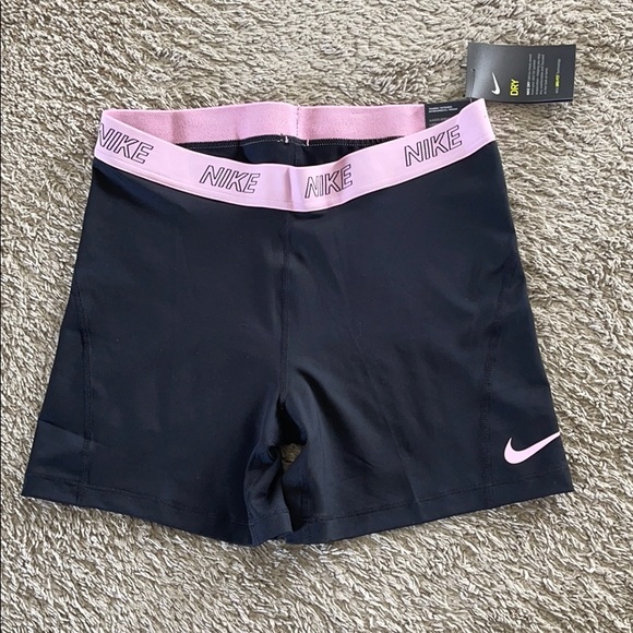 Nike Pants - Nike shorts